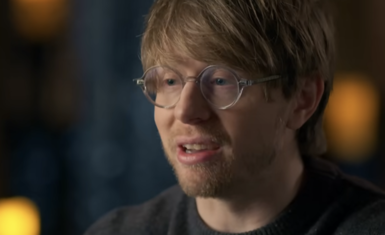 A Royal Flush: ‘A Knight Of The Seven Kingdoms’ Creator Gives Explanation On Theme Song Cut For A Bathroom Break